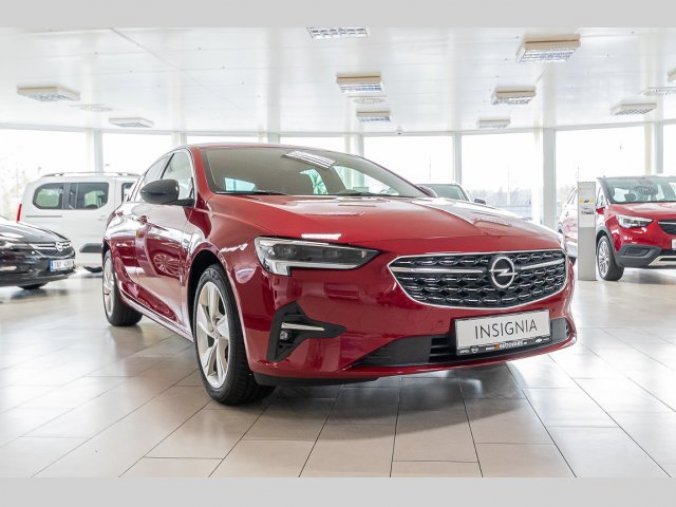 Opel Insignia, GS Line Grandsport 2.0 SHT AT9, barva vínová