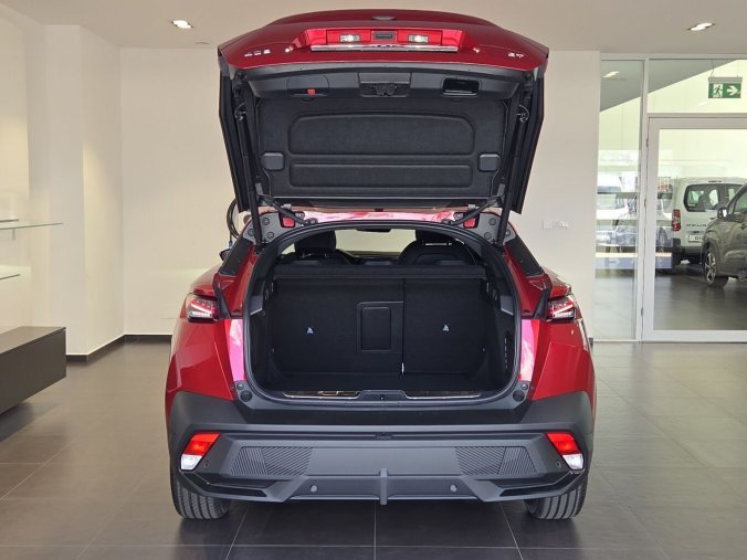 Peugeot 408, Peugeot 408 GT Hybrid 145 e-DCS6, barva červená