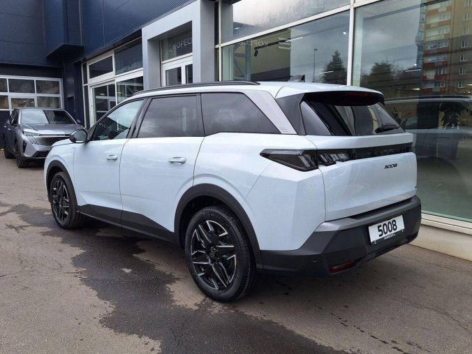 Peugeot 5008, Peugeot 5008 BUSINESS Hybrid 145 e-DCS6, barva bílá