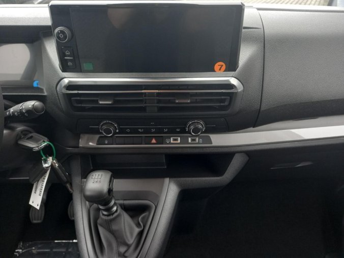 Peugeot Traveller, Peugeot Traveller Active L3 2.2 BlueHDi 150 man, barva šedá