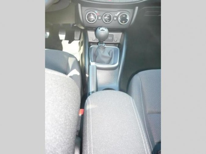 Fiat Tipo, HB 1.4 16v ITALIA Extra, barva stříbrná