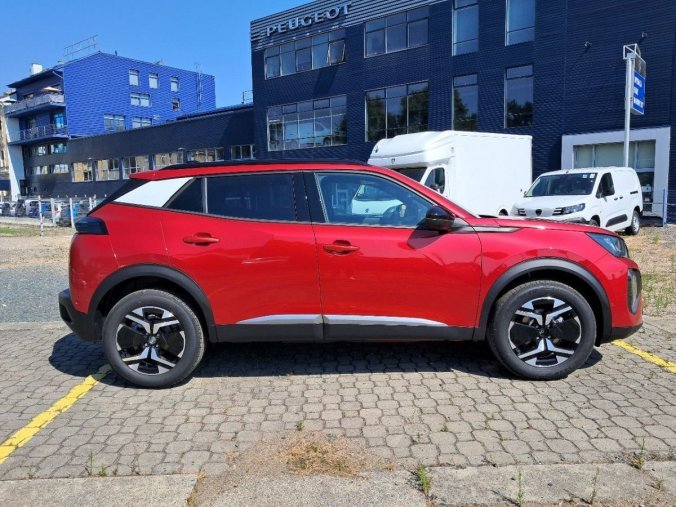 Peugeot 2008, Peugeot 2008 2008 ALLURE PureTech 100 S&amp, barva červená