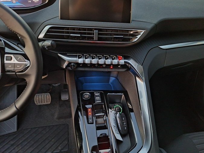 Peugeot 5008, Peugeot 5008 ACTIVE PACK BHDi 130 EAT8, barva šedá