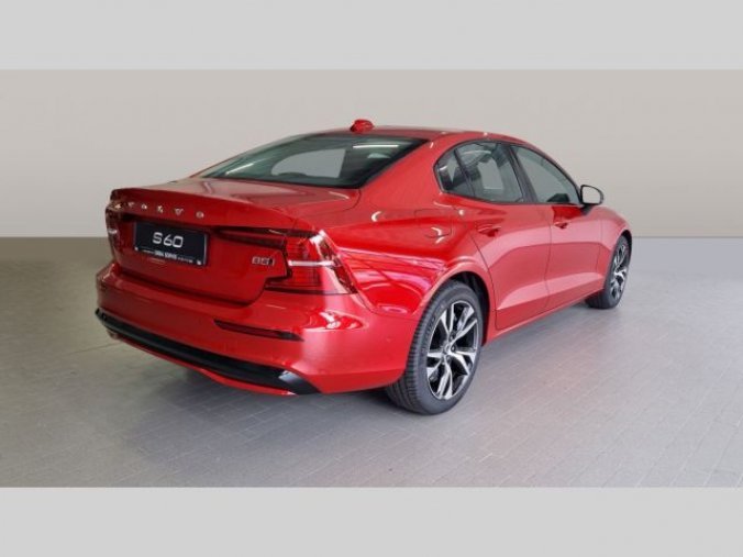 Volvo S60, B5 2.0L 250+14 HP AT8 AWD ULTI, barva červená