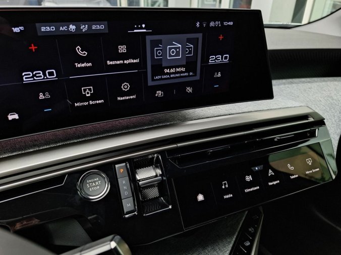Peugeot 5008, Peugeot 5008 ALLURE Hybrid 145 e-DCS6, barva šedá