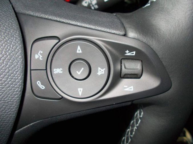 Opel Corsa, Edition 1.2 (55kW/75k) MT5, barva černá