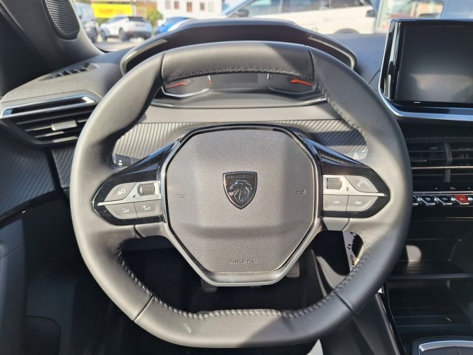 Peugeot 2008, Peugeot 2008 STYLE PureTech 100 M6, barva bílá