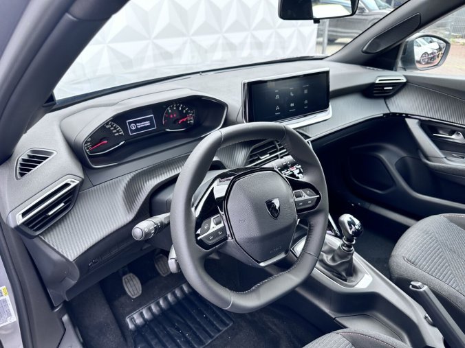 Peugeot 2008, Peugeot 2008 STYLE Turbo 100 MAN6, barva šedá