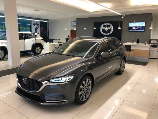 Mazda 6, 2.5i 194k AT, barva červená