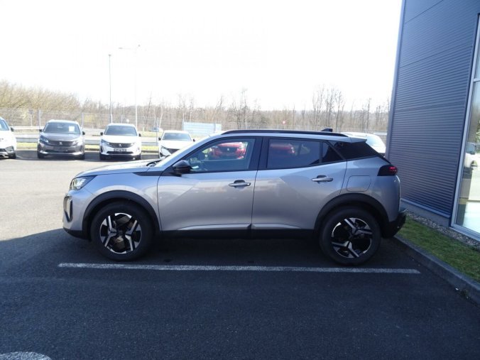 Peugeot 2008, Peugeot 2008 ALLURE Hybrid 145k e-DCS6, barva stříbrná