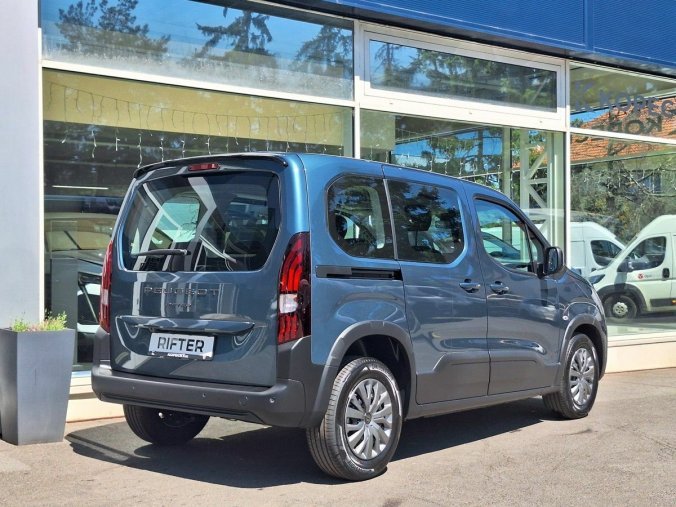 Peugeot Rifter, Peugeot Rifter ALLURE 1.5 BHDi 130K EAT8 N1, barva modrá