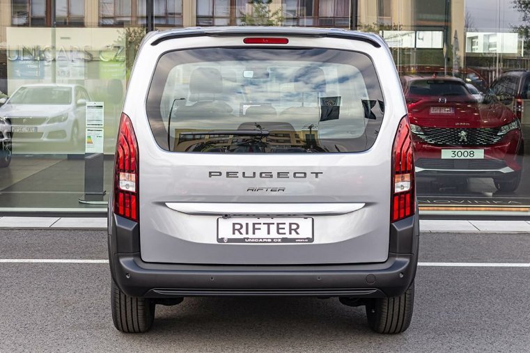 Peugeot Rifter, Peugeot Rifter 1,5 LONG GT BHDi 130 S&S EAT8, barva stříbrná