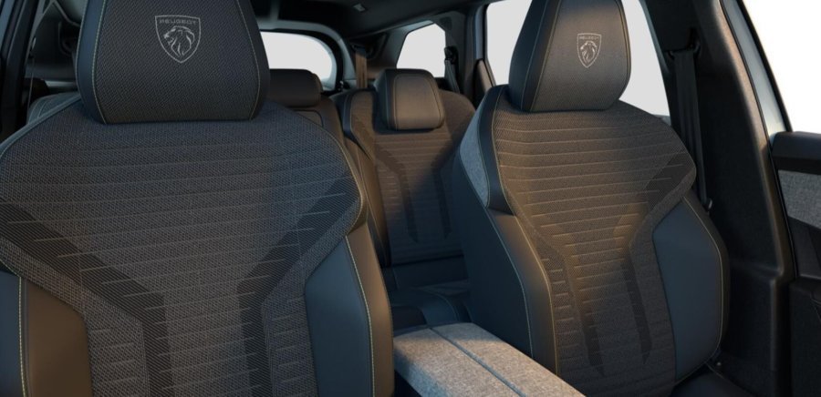 Peugeot 5008, Peugeot 5008 GT Hybrid 145 e-DCS6, barva bílá