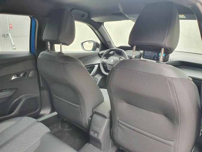 Peugeot 2008, Peugeot 2008 ALLURE PureTech 100 S&S MAN6, barva bílá