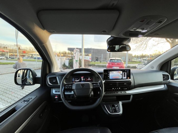 Peugeot Traveller, Peugeot Traveller Allure L3 2.2 BlueHDi 180k EAT8, barva šedá