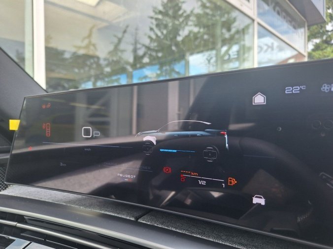 Peugeot 3008, Peugeot 3008 GT Hybrid 145 e-DCS6, barva šedá
