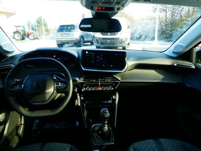 Peugeot 208, Peugeot 208, barva bílá
