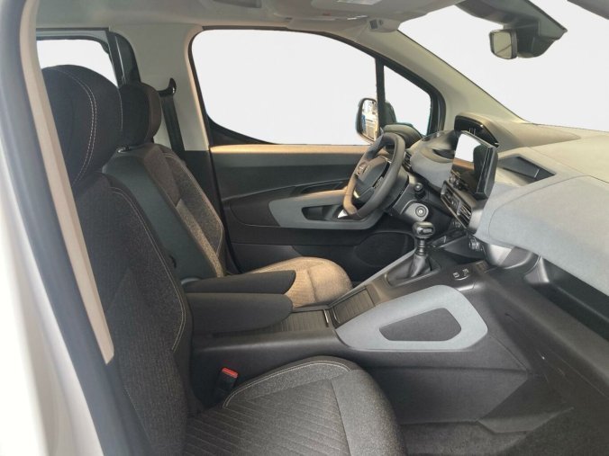Peugeot Rifter, Peugeot Rifter ALLURE BlueHDi 100 S&S MAN6, barva bílá