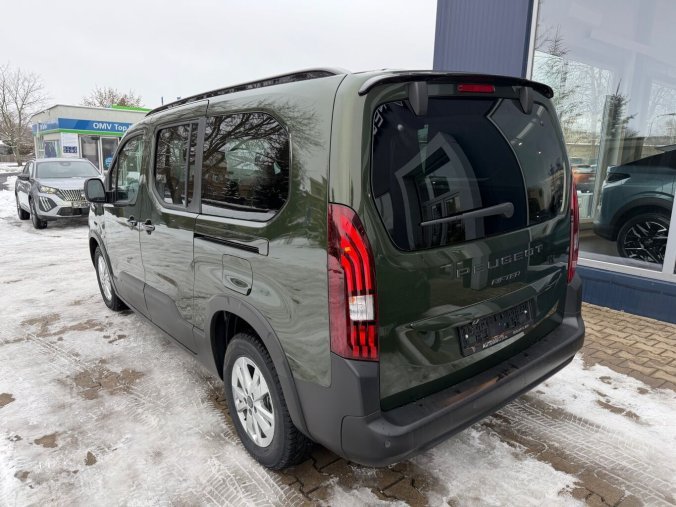 Peugeot Rifter, Peugeot Rifter LONG ALLURE BlueHDi 130k MAN6, barva zelená
