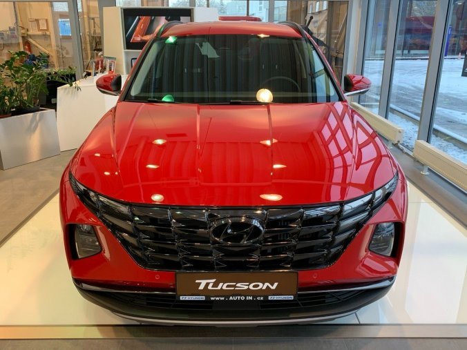 Hyundai Tucson, SUV, Nový Style 1,6 T-GDI 110 KW, barva červená