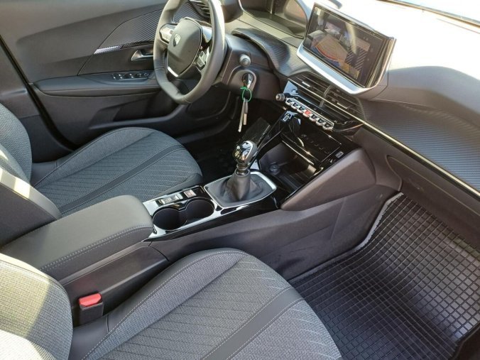 Peugeot 2008, Peugeot 2008 ALLURE 1.2 PureTech 100k Grip, barva modrá