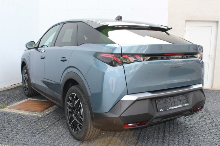 Peugeot 3008, Peugeot 3008 GT Hybrid 145k e-DCS6, barva modrá