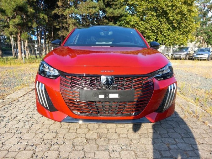 Peugeot 208, Peugeot 208 208 ALLURE Hybrid 110 e-DCS6, barva červená
