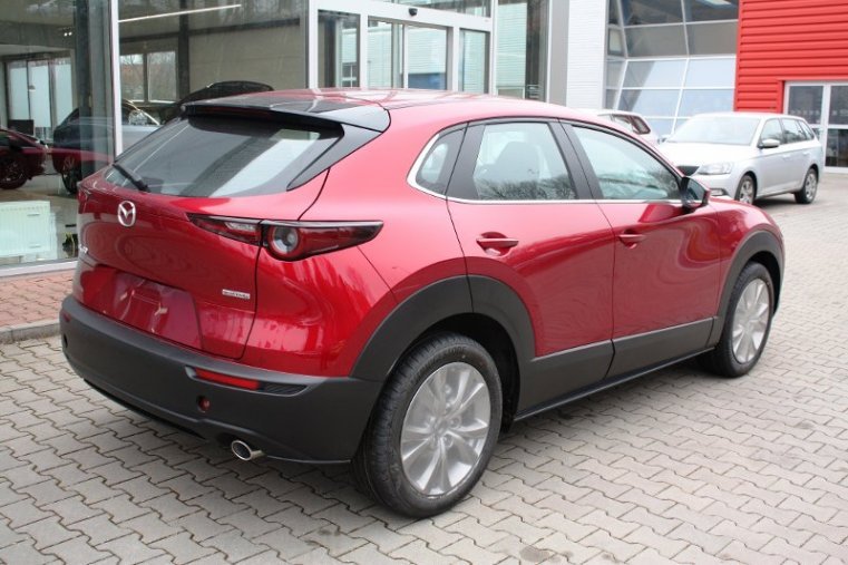 Mazda CX-30, SKYACTIV-G, barva červená
