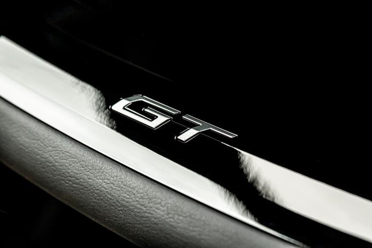 Peugeot 5008, Peugeot 5008 1,2 GT Hybrid 145 e-DCS6, barva modrá