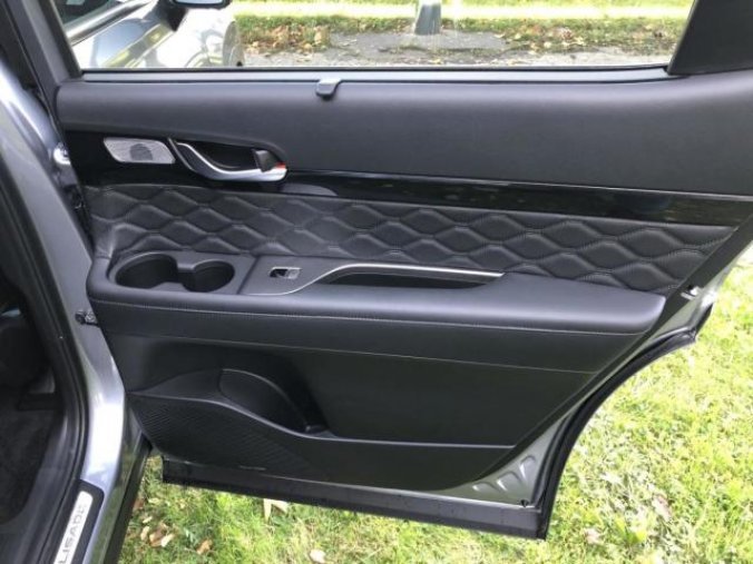 Hyundai Palisade, AWD 3,8 V6 Ultimate, barva černá