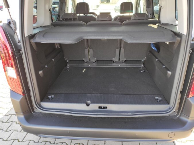 Peugeot Rifter, Peugeot Rifter ALLURE 1.5 HDI AUT 136k, barva bílá