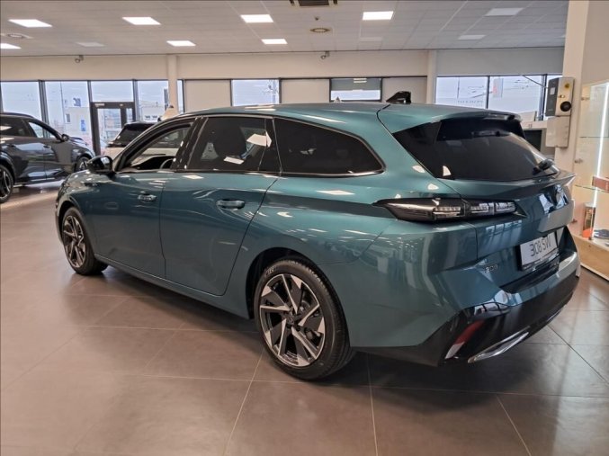 Peugeot 308, Peugeot 308 1,2 Hybrid 136  SW ALLURE, barva modrá