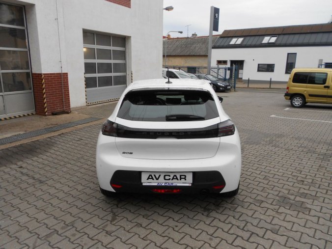Peugeot 208, Peugeot 208 STYLE Hybrid 100 e-DCS6, barva oranžová