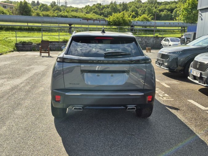 Peugeot 2008, Peugeot 2008 ALLURE Hybrid 145 e-DCS6, barva šedá