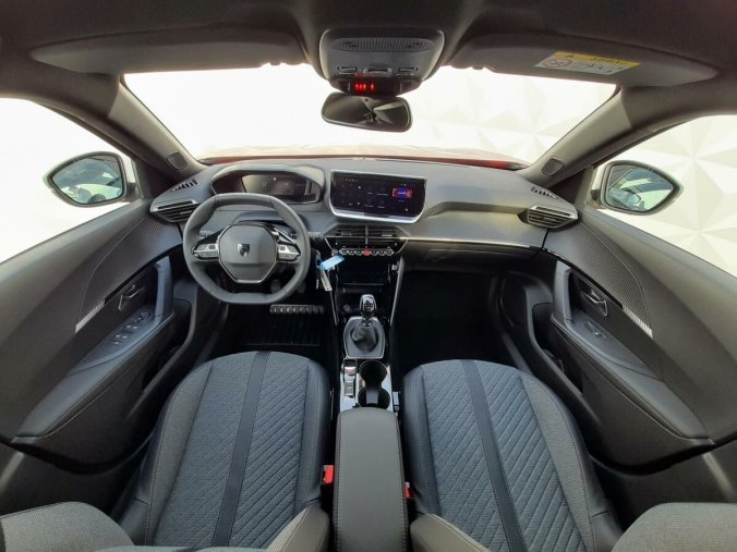 Peugeot 2008, Peugeot 2008 Allure - PureTech100 MAN6, barva šedá