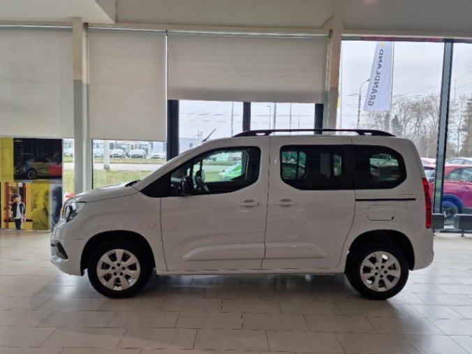 Opel Combo, Elegance PLUS 1.5 (96kW) AT8, barva bílá