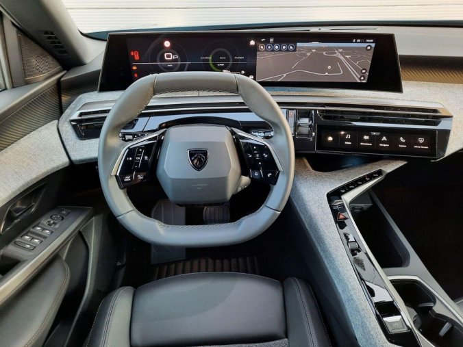 Peugeot 5008, Peugeot 5008 5008 ALLURE Hybrid 145 e-DCS6, barva bílá