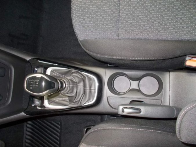 Opel Crossland X, Edition F 12 XHL (81kW / 110HP, barva červená