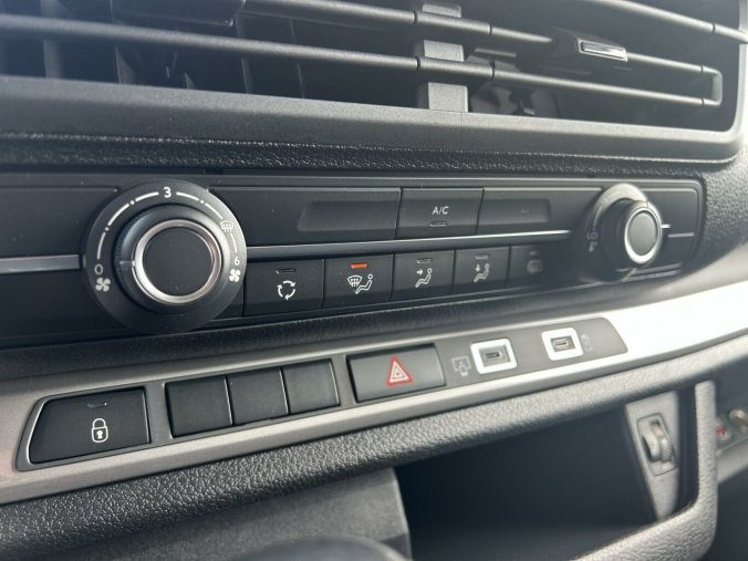 Peugeot Expert, Peugeot Expert Polocombi FLEXI L3 2.0 HDi 145, barva bílá