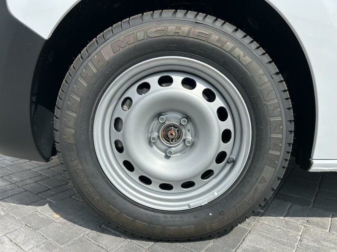 Peugeot Expert, Peugeot Expert Furgon L2 2.0 BlueHDi 145 MT, barva bílá