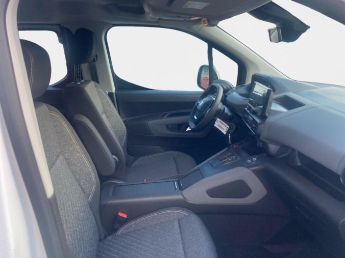 Peugeot Rifter, Peugeot Rifter LONG ALLURE BlueHDi 130 EAT8, barva bílá