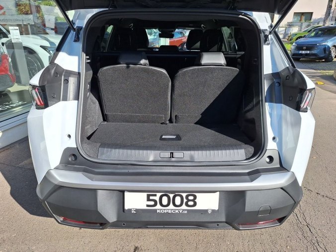 Peugeot 5008, Peugeot 5008 ALLURE Hybrid 145 e-DCS6, barva bílá