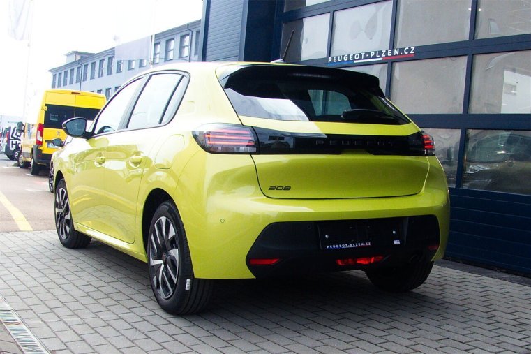 Peugeot 208, Peugeot 208 Style PureTech 75, barva žlutá