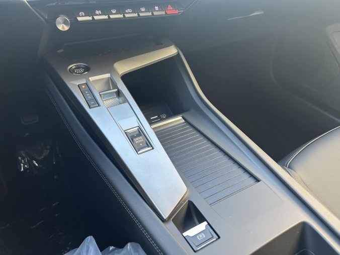 Peugeot 308, Peugeot 308 SW ALLURE BlueHDi 130k EAT8, barva modrá