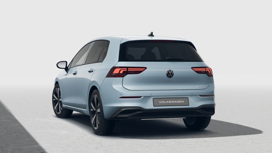 Volkswagen Golf, Golf People 1,5 eTSI 85 kW 7DSG mHEV, barva modrá
