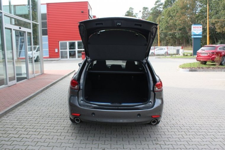 Mazda 6, SKYACTIV-G, barva šedá