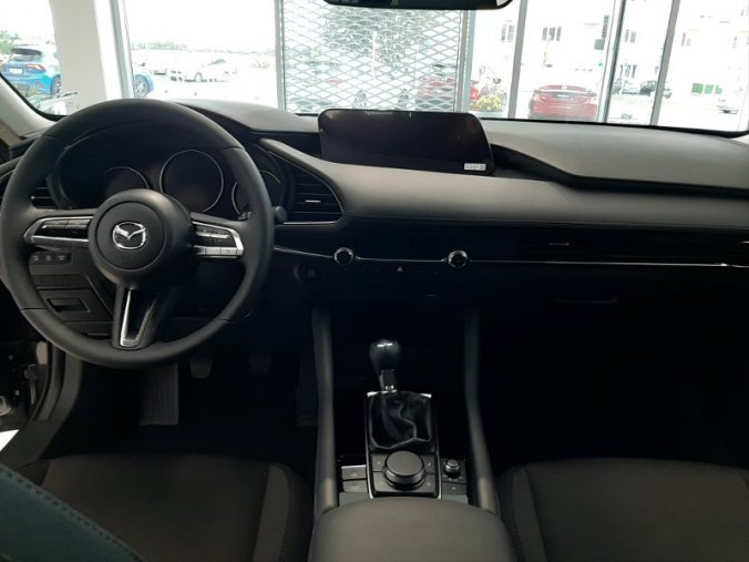 Mazda 3, 2,0 180k - odběr od 15.12.2019, barva šedá