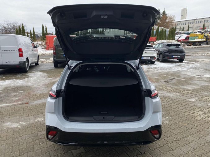 Peugeot 308, Peugeot 308 SW ALLURE Hybrid NOVINKA, barva bílá