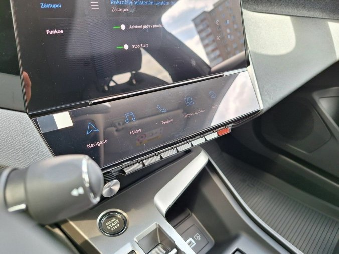 Peugeot 408, Peugeot 408 ALLURE 1.2 PT 130K EAT8, barva bílá