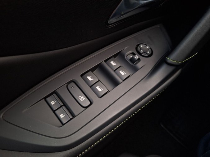 Peugeot 308, Peugeot 308 SW e-GT 115 kW/156k (Baterie 5, barva modrá